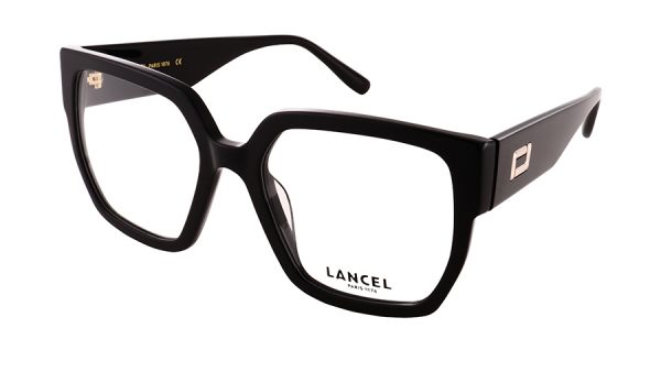 LA90061 C01 - Esmée
